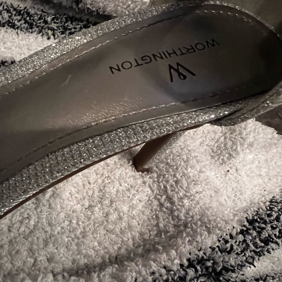 Worthington silver heels, size 8, worn once. - Picture 3 of 3